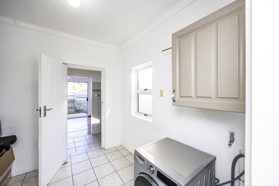 4 Bedroom Property for Sale in Beacon Bay Eastern Cape